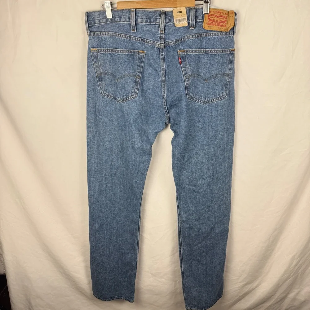 NEW Levi's Men's 501 Jeans Button Fly Medium Wash 38x36 Classic Straight Leg NWT